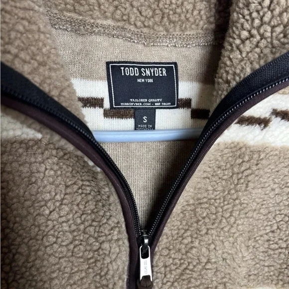 Todd Snyder Beige and Brown 1/4 Zip Sherpa Fleece Long Sleeve Sweater Zip Up